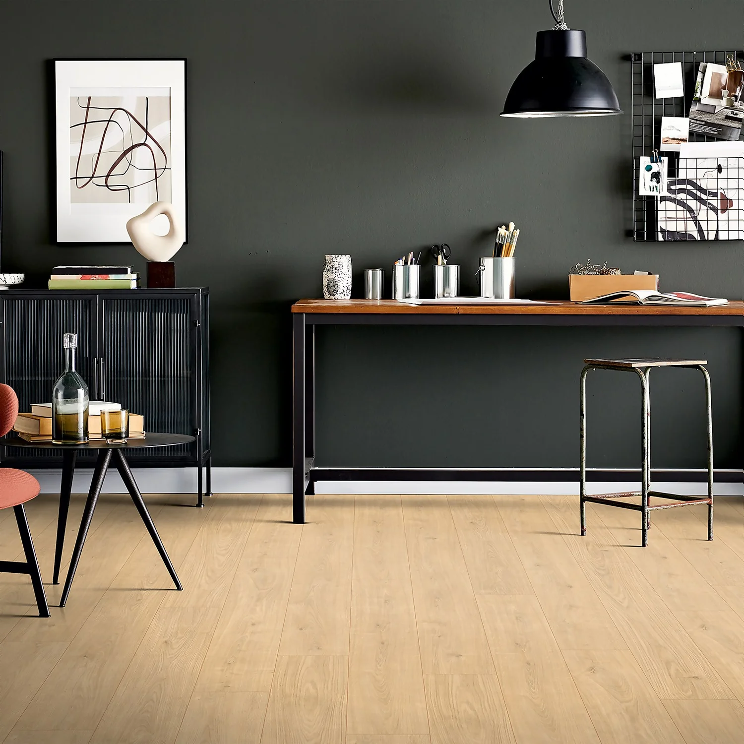 EGGER HOME Brown Berdal Oak 7mm Laminate Flooring 2 EGGER HOME Brown Berdal Oak 7mm Laminate Flooring - Image 2
